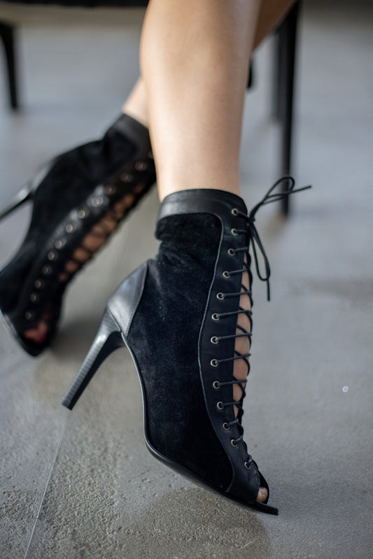 Buty na obcasie ze skóry naturalnej i zamszu (9 cm)