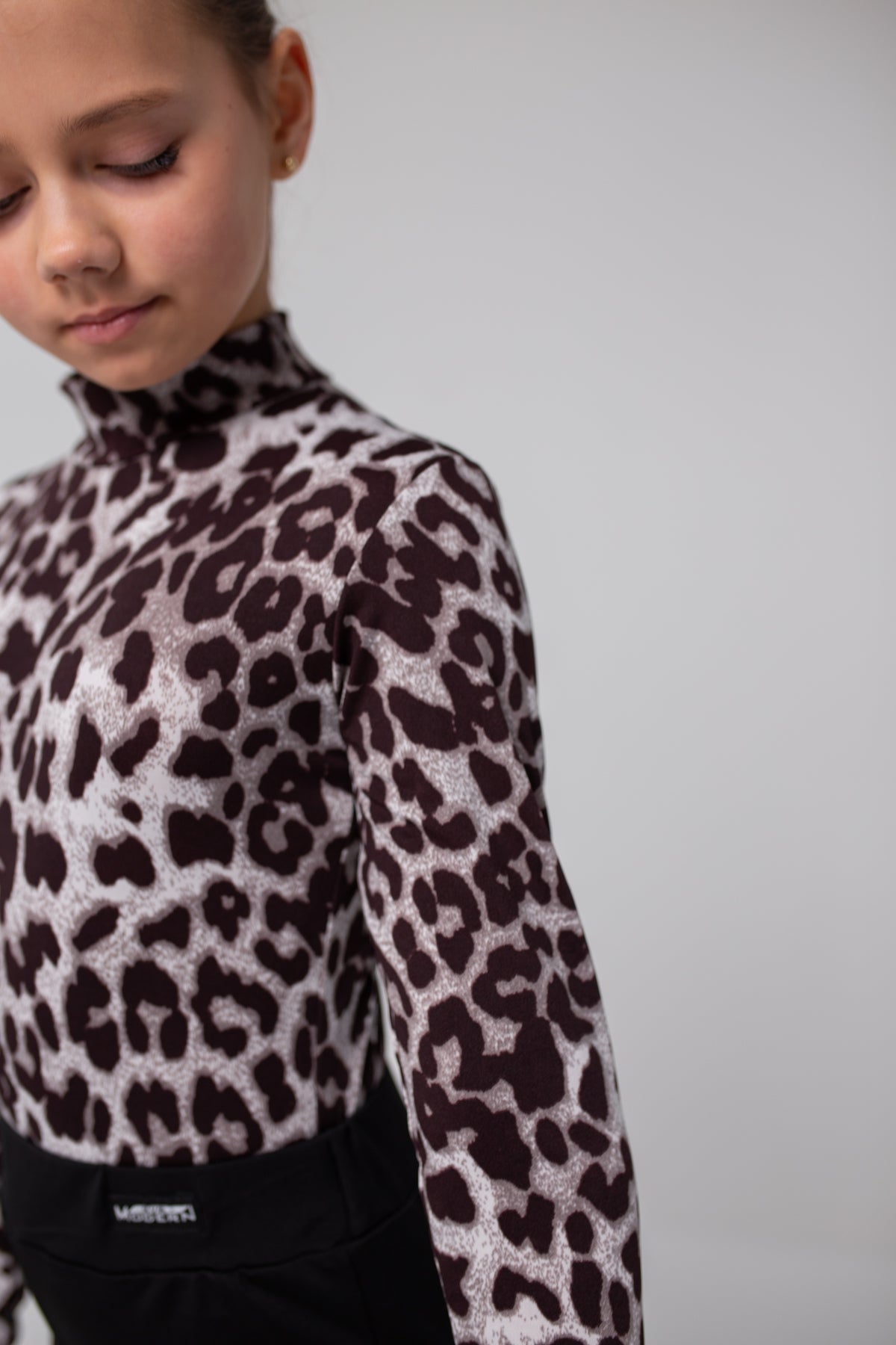Body treningowe z golfem – szary leopar